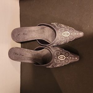 Wild Rose Lilac 3 in Heels